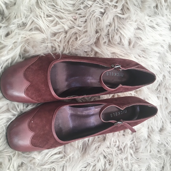 Suede and leather pumps - Picture 2 of 6